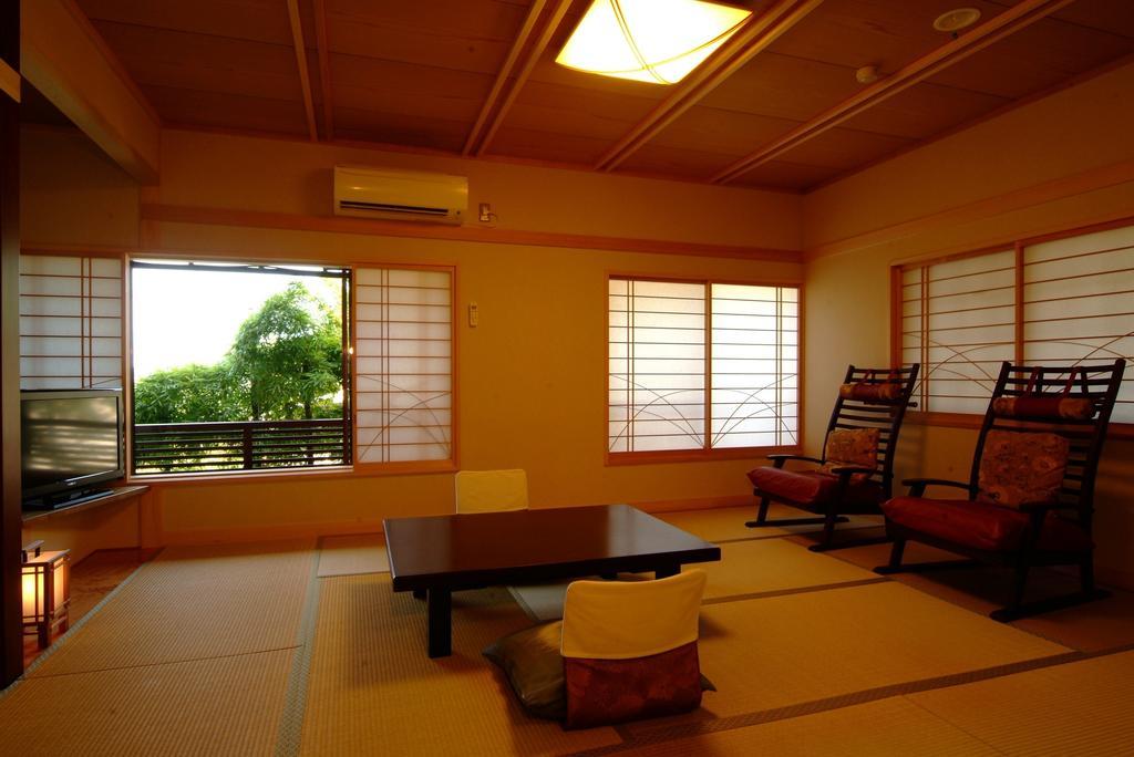 Yusakaso Hakone Rum bild